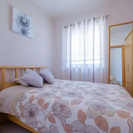 Charming 3 Bdr Penthouse In Bugibba St Paul's Bay